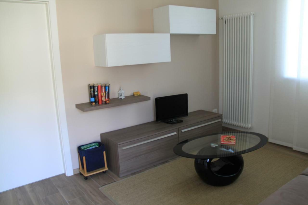 Domus Helios Villa เลวิโกแตร์เม ภายนอก รูปภาพ
