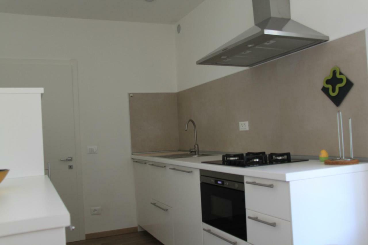 Domus Helios Villa เลวิโกแตร์เม ภายนอก รูปภาพ